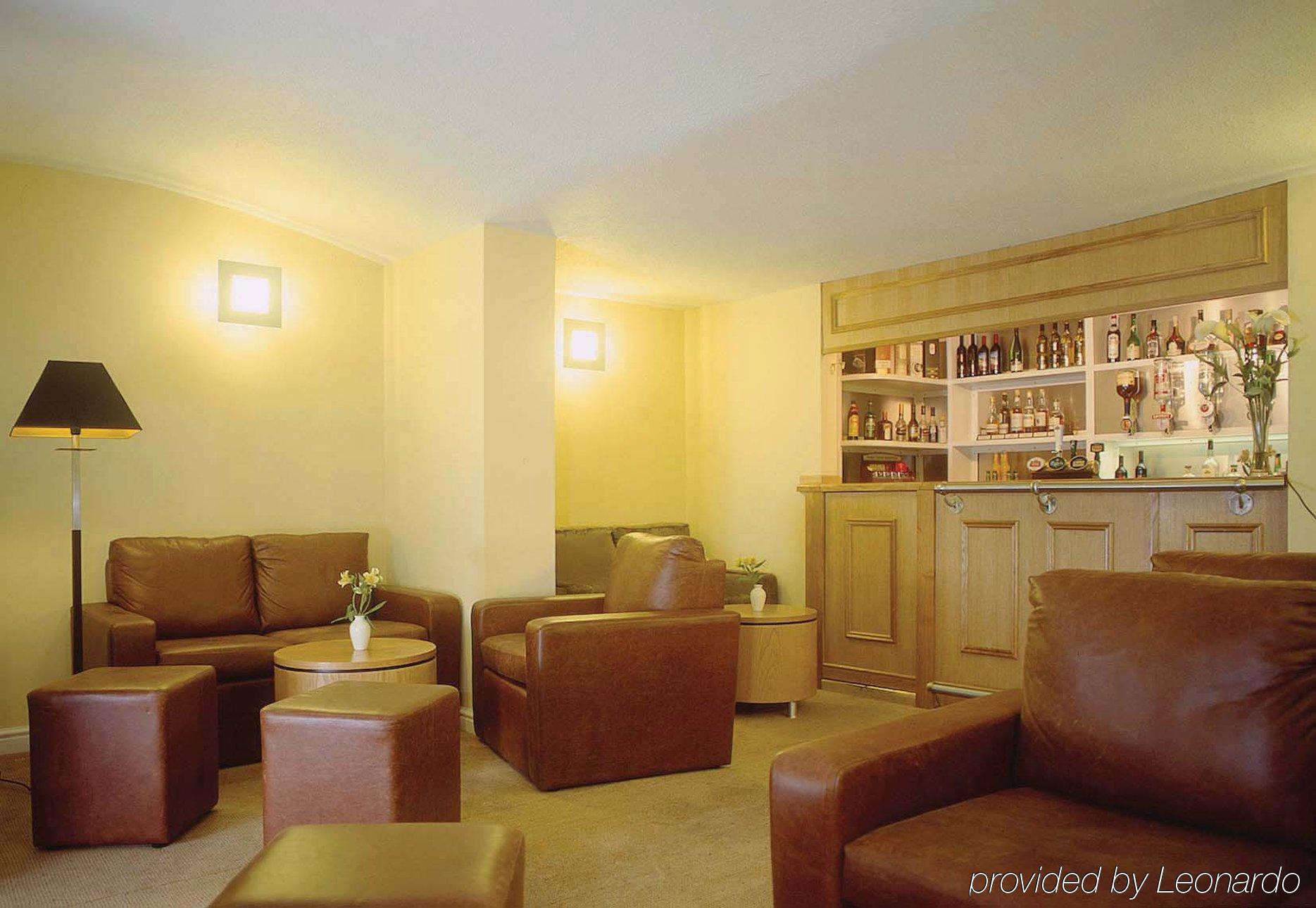 The Waterloo Hotel Бетус-і-Койд Ресторан фото